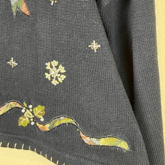 Victoria Jones Vintage Beaded Embroidered Christmas Wreath Sweater; Size L - Picture 4 of 8